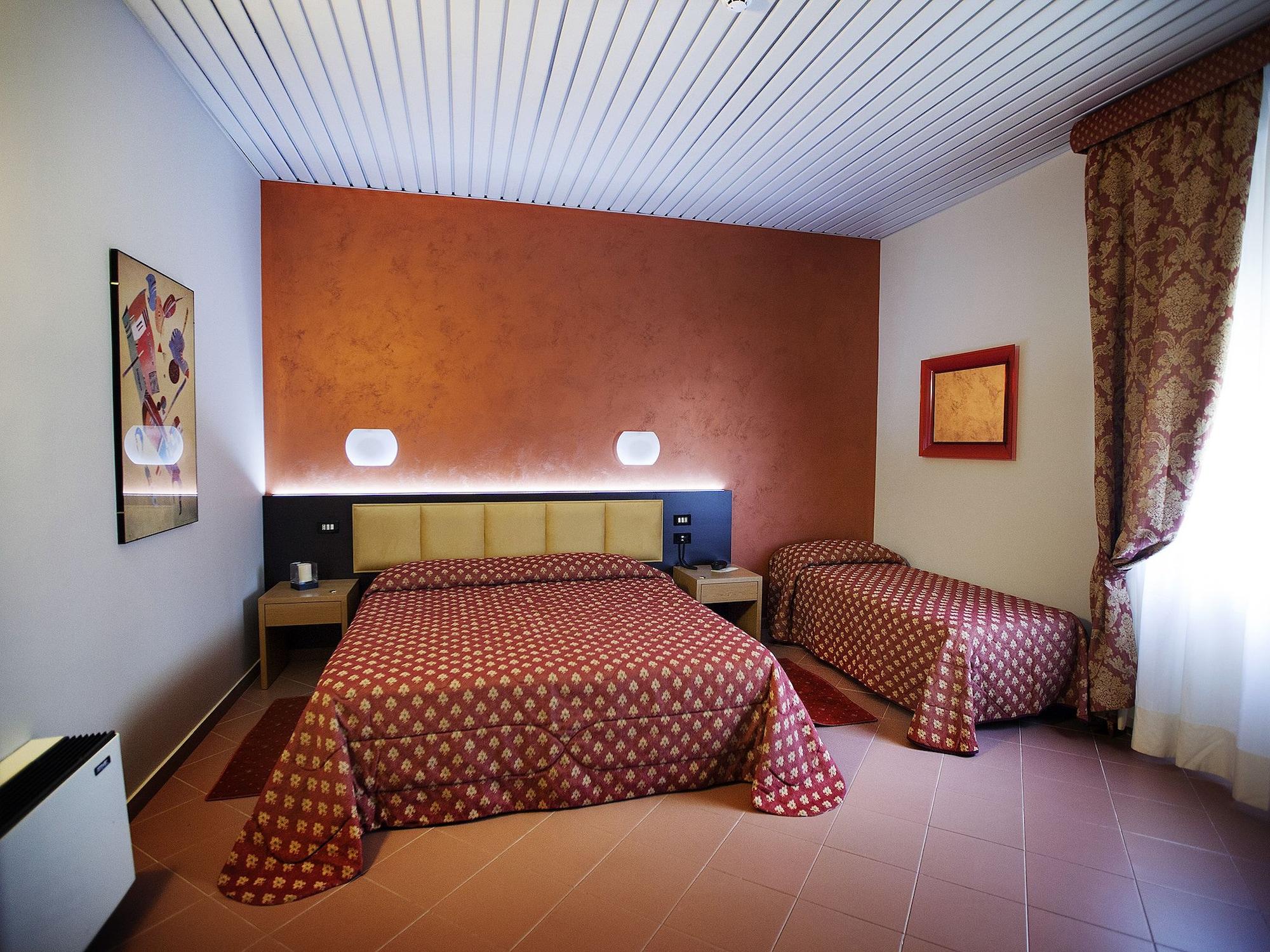 Hotel Vittoria Трапани Екстериор снимка